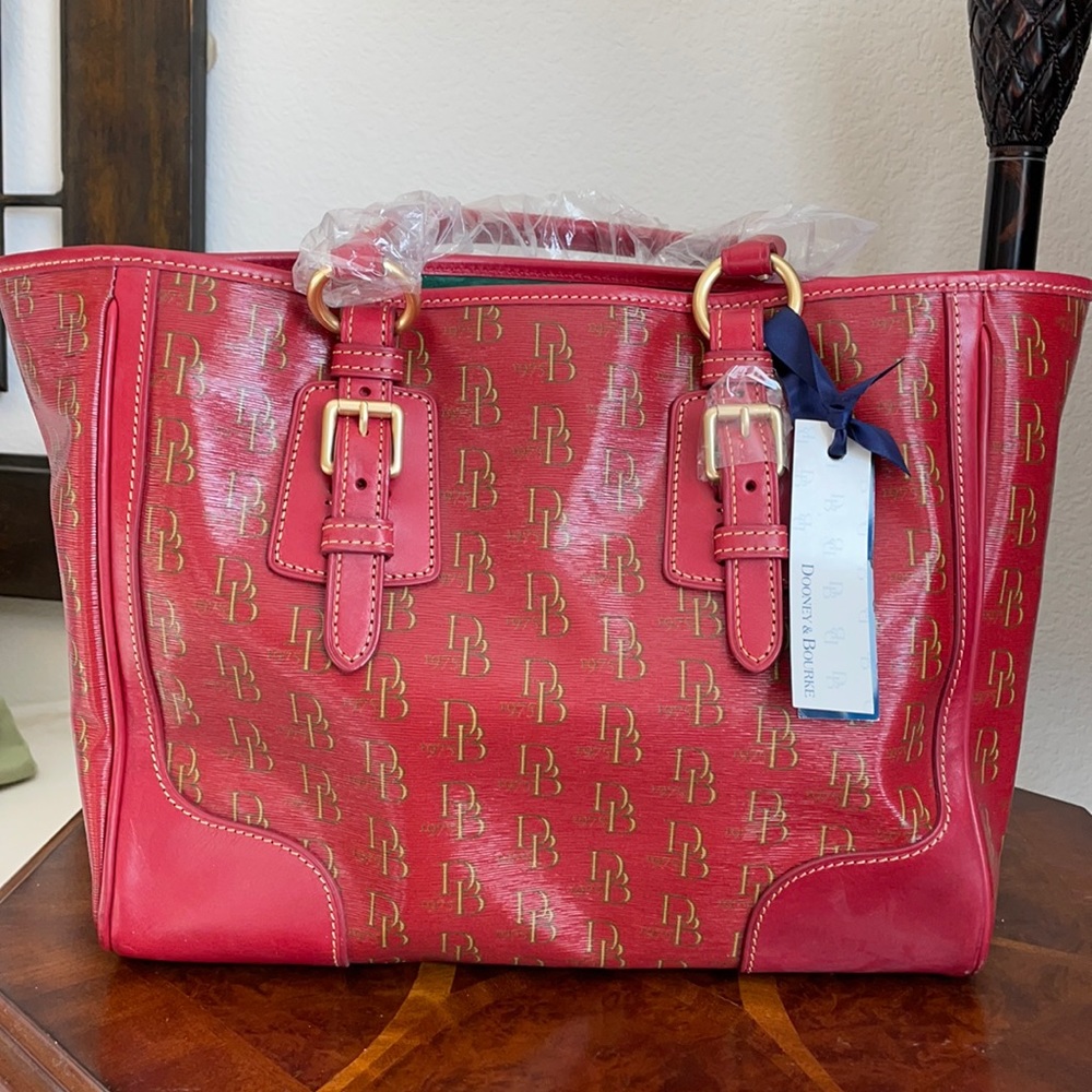 Dooney & Bourke red medium Taylor bag